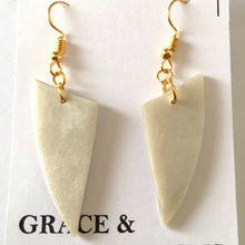 Load image into Gallery viewer, Zoe - Grace & Moon