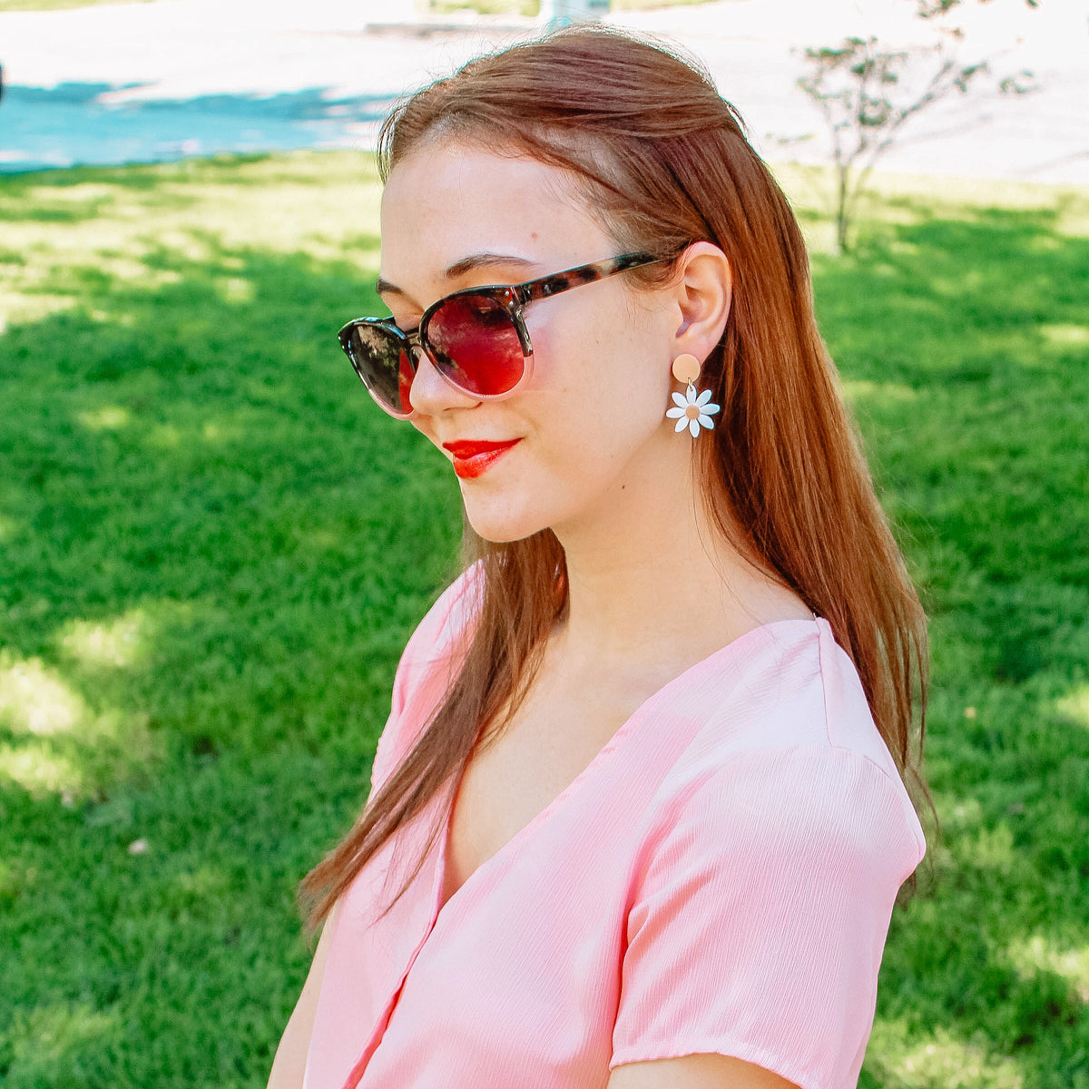 Daisy Drops – Grace & Moon