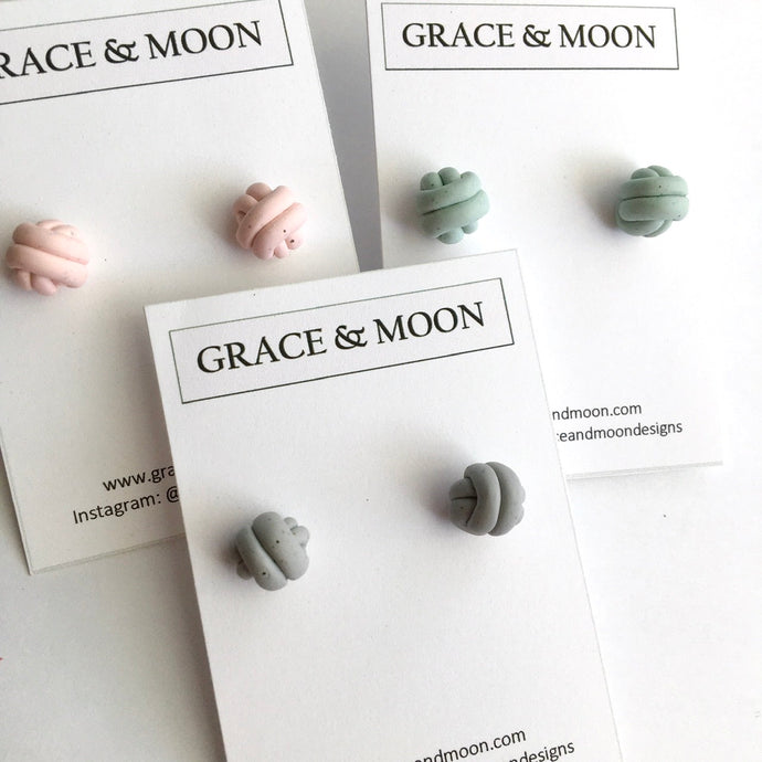 Speckled Knot Studs - Grace & Moon