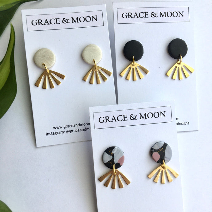 Farrah - Grace & Moon