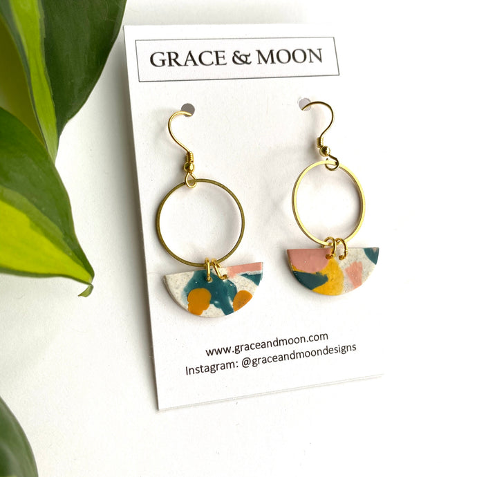 Lisa (Multi-Colored) - Grace & Moon