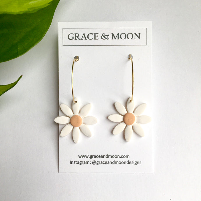 Daisy Hoops (orange) - Grace & Moon