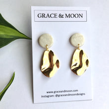 Load image into Gallery viewer, Lily (18k gold plated) - Grace &amp; Moon
